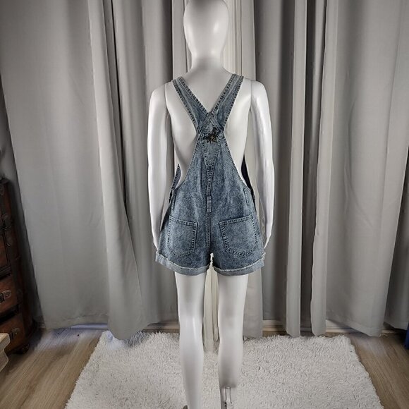 No Boundaries Relaxed Light Blue Customized Denim Overalls Size M (NWT) - Picture 3 of 11